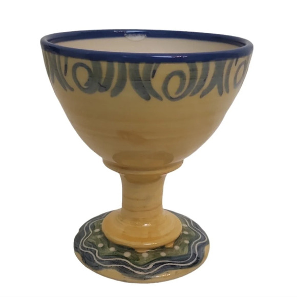 Wonky goblet cat Belinda Brayshaw (Ireland) - Picture 3 of 3